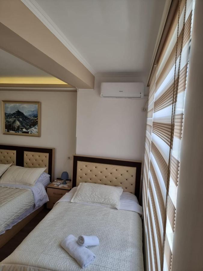Double17 Apartaments Gjirokaster Exterior photo